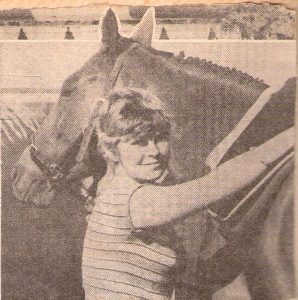 Strapping with showjumping horse Pablo Cruise